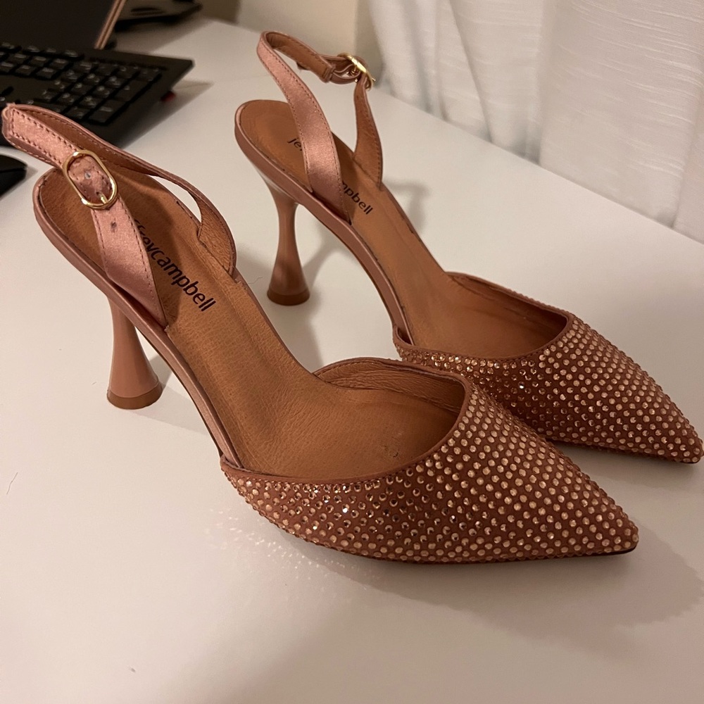 Jeffrey Campbell zivote pump